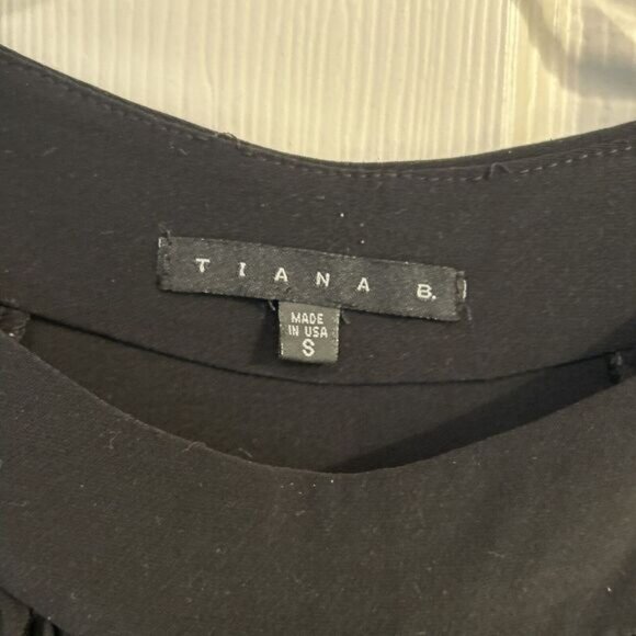 Tiana B. Size S Small Woman's Black Sleeveless Swing Dress - Picture 4 of 7